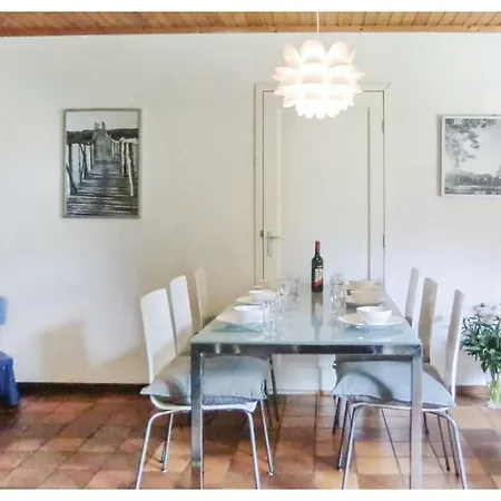 Two-bedroom Holiday In Casa de Férias